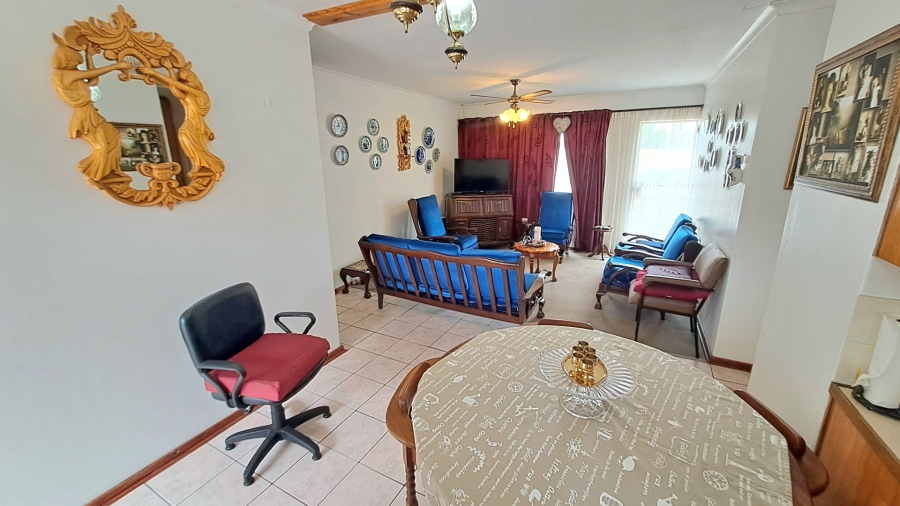3 Bedroom Property for Sale in Langenhovenpark Free State